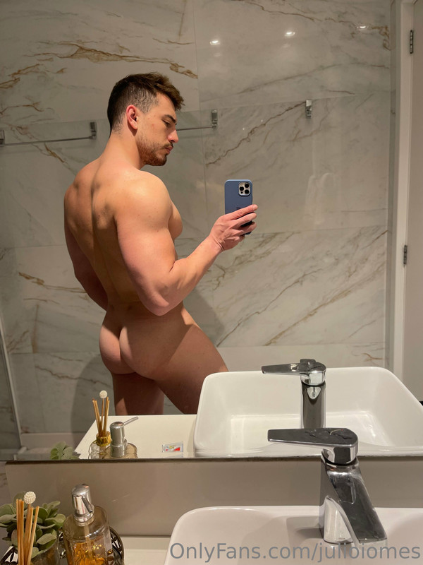 471 Brazilian hunk Júlio Iomes julioiomes peterpec onlyfans porn