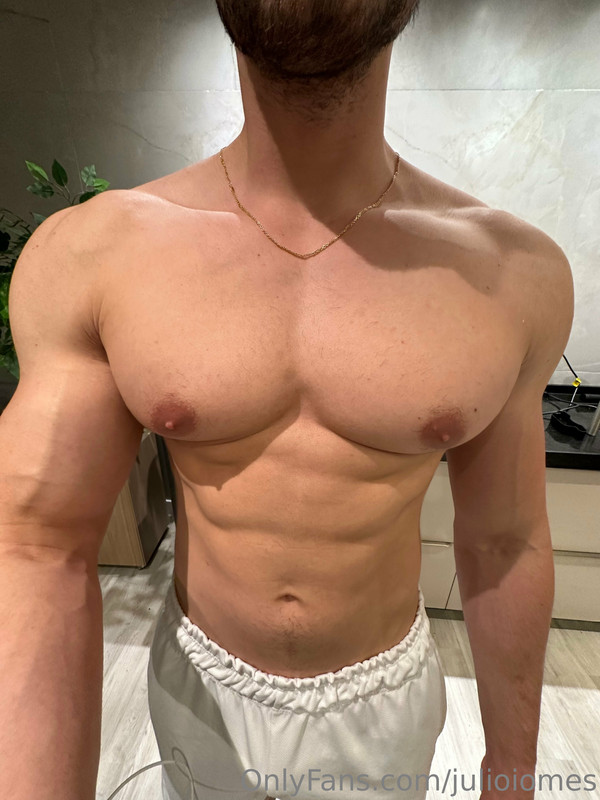 487 Brazilian hunk Júlio Iomes julioiomes peterpec onlyfans porn