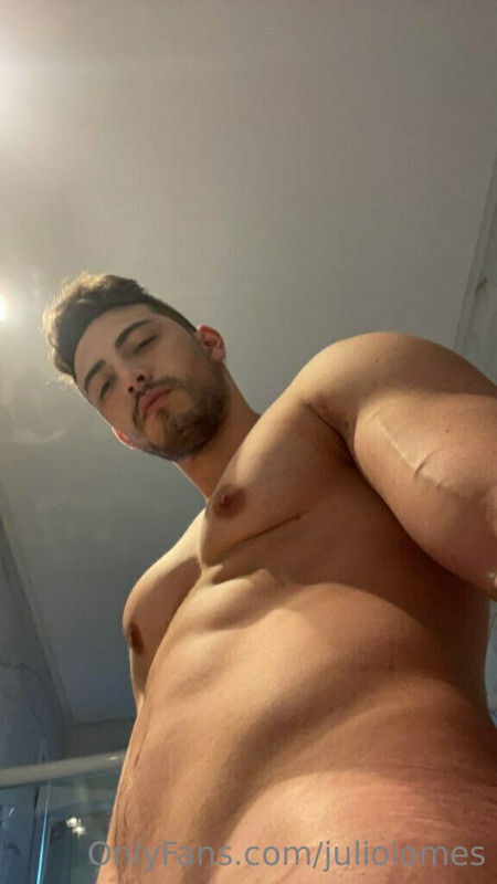 517 Brazilian hunk Júlio Iomes julioiomes peterpec onlyfans porn