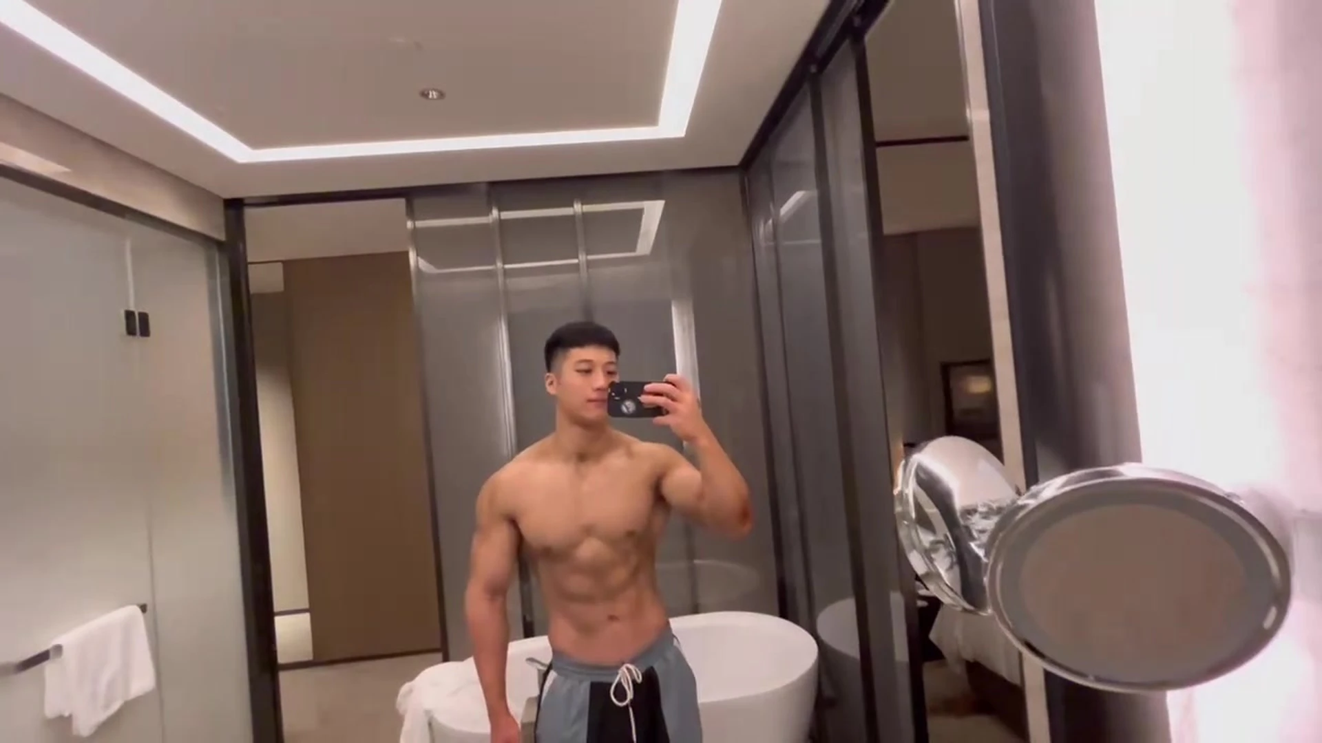 Sensational bitch boy 武体 韩郅鹏 Leak Onlyfans PRIVATE