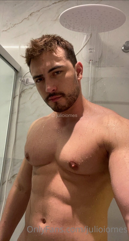 521 Brazilian hunk Júlio Iomes julioiomes peterpec onlyfans porn