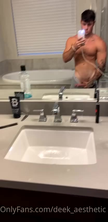 Exposed CUTE derek_marrtin deek_aesthetic onlyfans leak