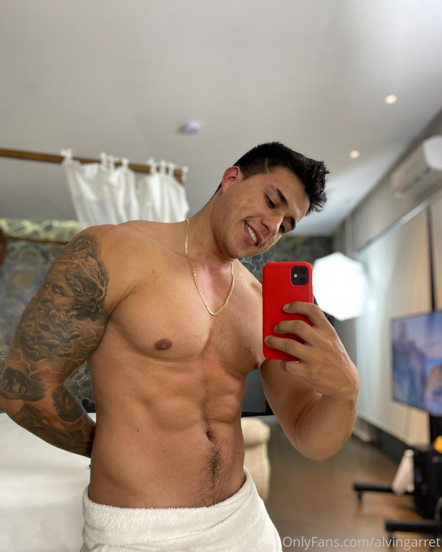 model musculoso alvingarret Nude OF