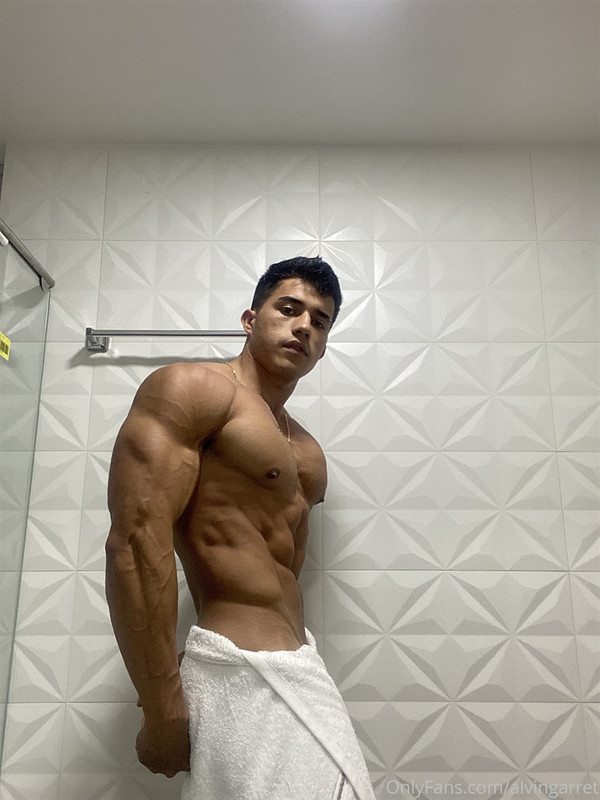 musculoso alvingarret masturbating Exposed