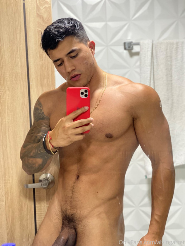 Epic sculpted galán Garret Alvin nude leaks onlyfans Video