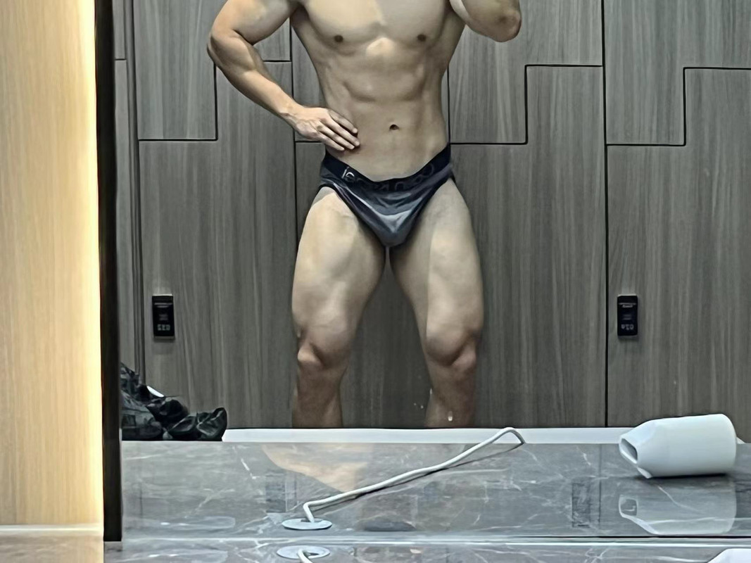 韩郅鹏 韩郅鹏 onlyfans pics Epic