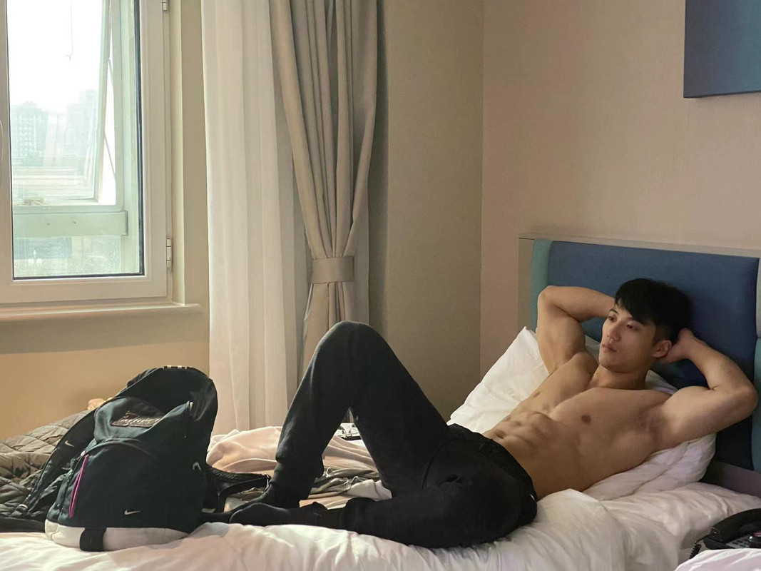 Exposed Angelic ass play 韩郅鹏 Patreon leak