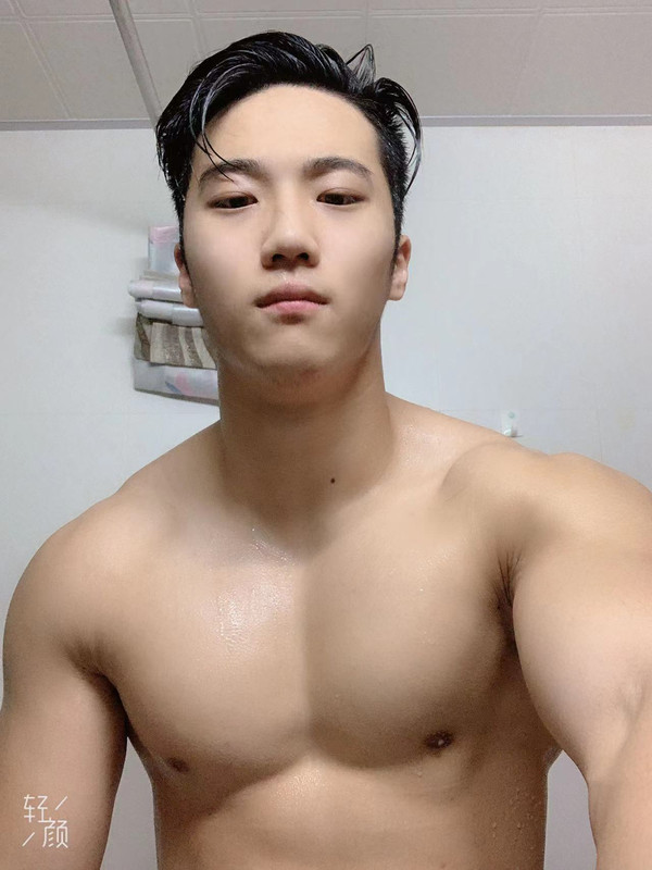 beautiful 韩郅鹏健身视频 韩郅鹏 onlyfans nude hunk