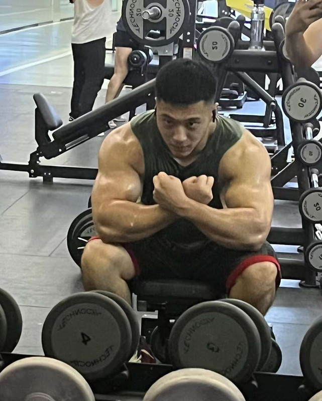 Ambitious  hunk 韩郅鹏 onlyfans nude hunk Full Video Leaked
