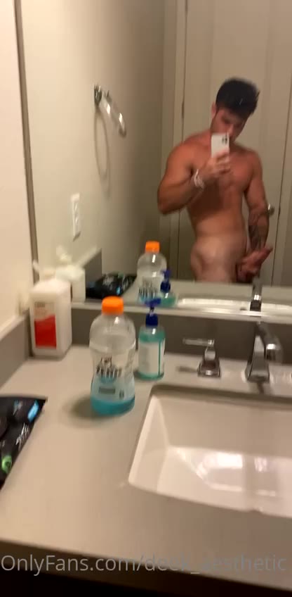 gorgeous deek_aesthetic Derek Martin onlyfans leaked pics