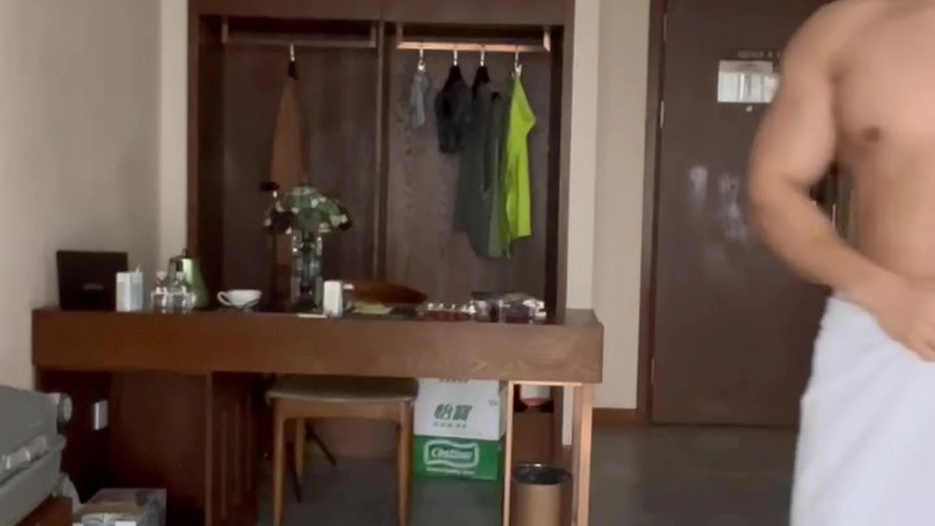 Considerate shag  韩郅鹏 色情 韩郅鹏 fuck
