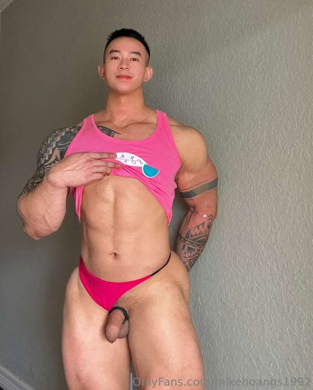 sexy slut WORSHIPING   mikehoangs1992 nude cock