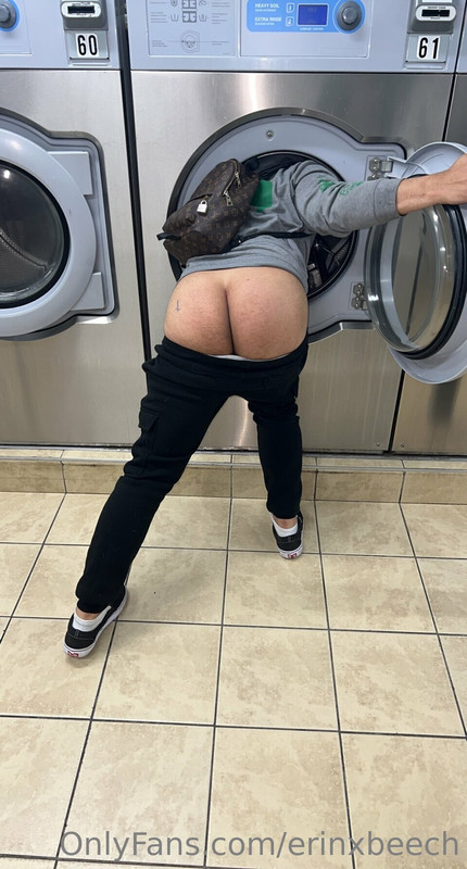 11 Romani Gypsy bottom slut Erin Beech erinxbeech onlyfans