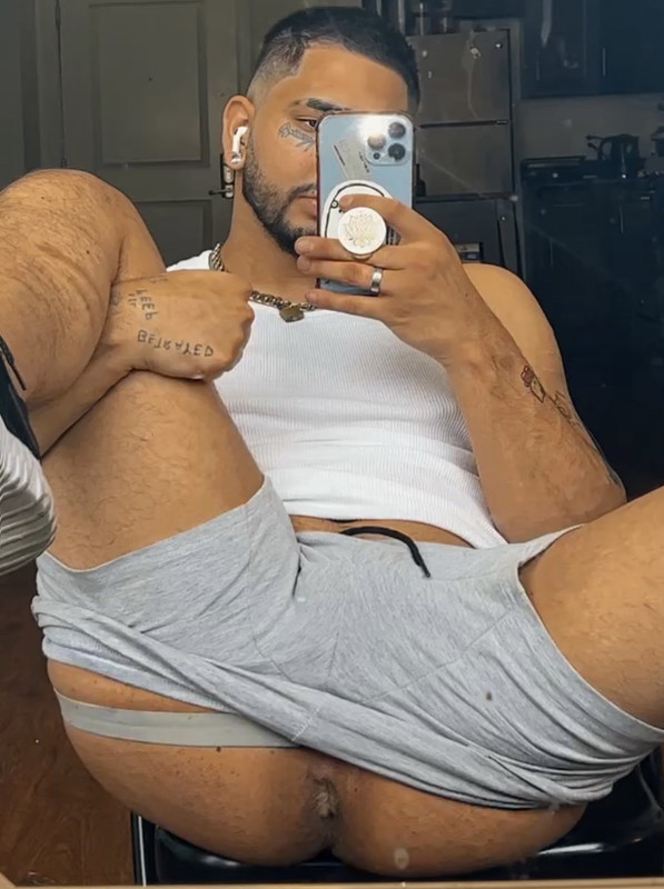41 Romani Gypsy bottom slut Erin Beech erinxbeech onlyfans