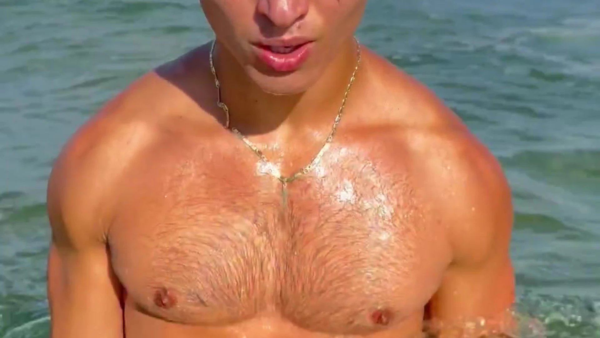 model twunk Dennis Dillon muscle Vid Exposed