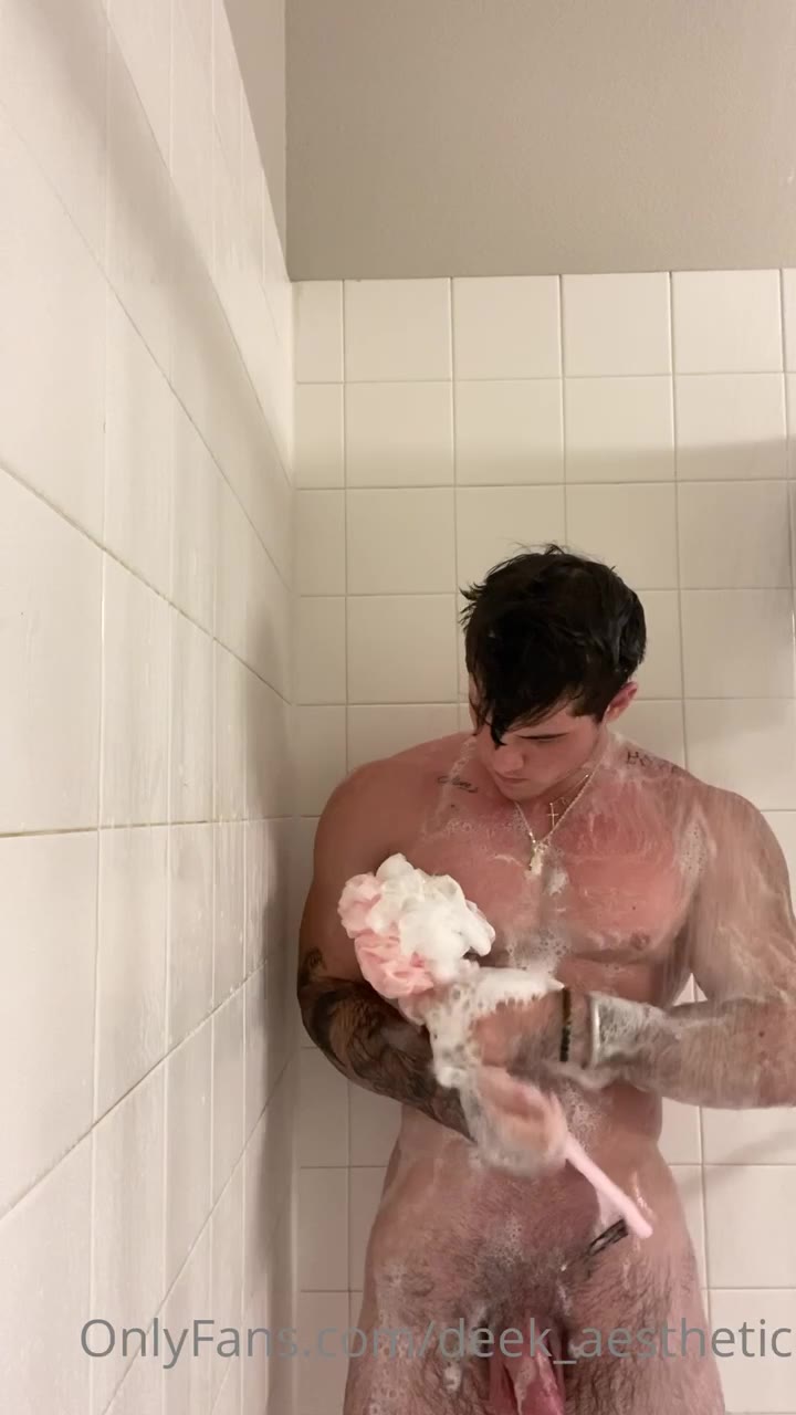 Exposed Dazzling  deekaesthetic deek_aesthetic masturbating Video
