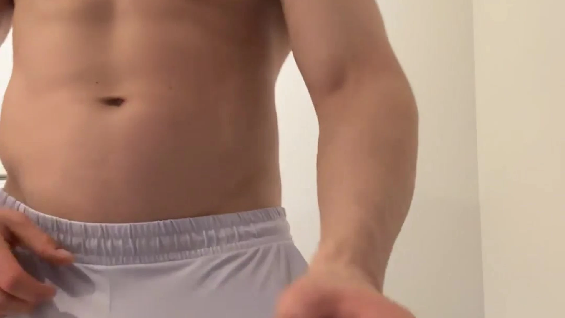 Exposed fit piss kink Gattouz0 Leak Onlyfans