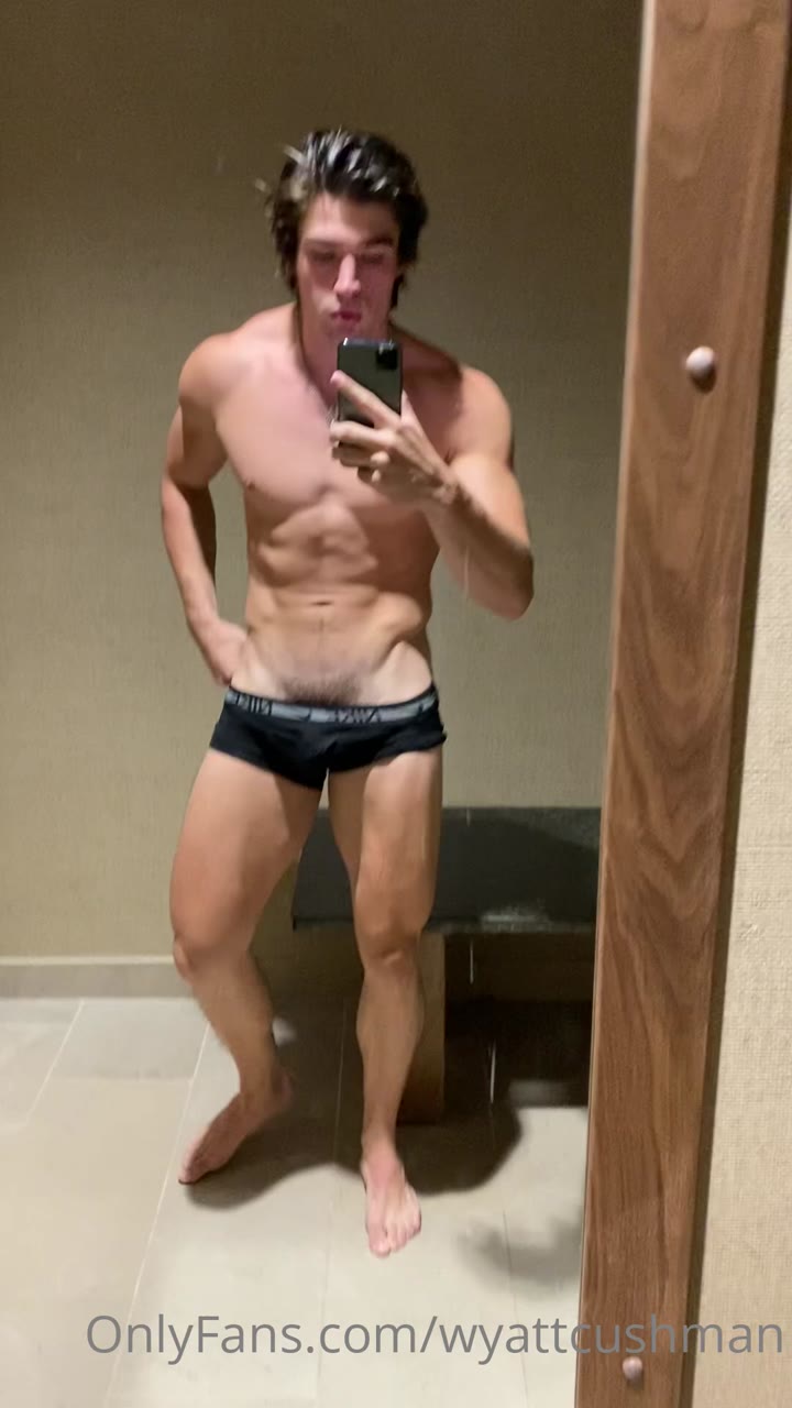 enchanting abs Wyatt Cushman