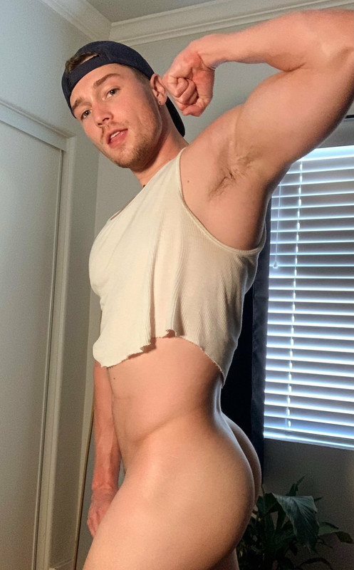 Skilled wanking off owen_devalk oh_and leaked nudes x