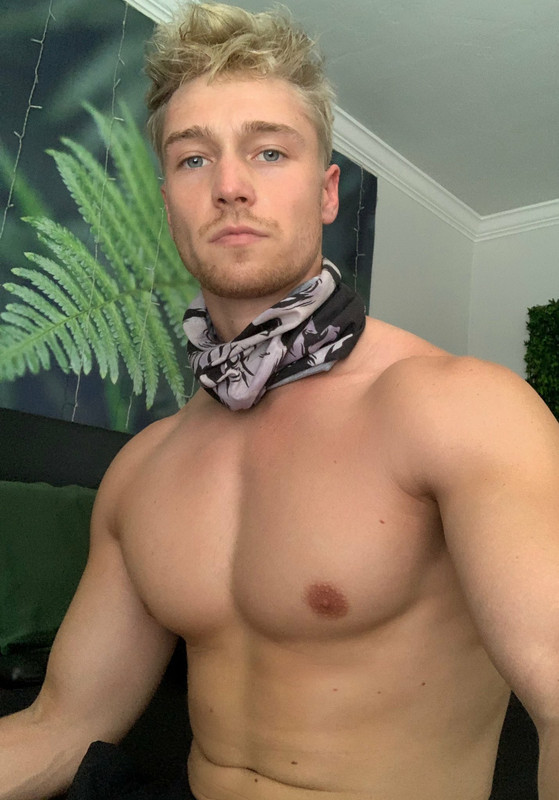 Sensational Assertive 0h_and Owen Robert Naked Leaks