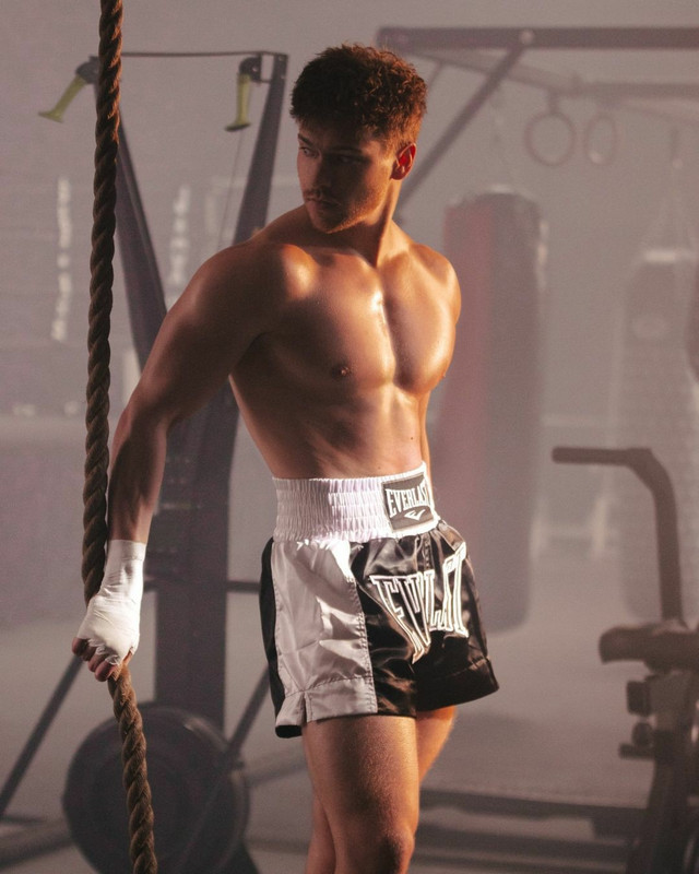 Steadfast owen_devalk Owen Robert onlyfans leak pic