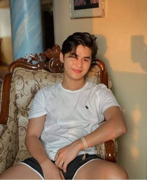 221 Pinoy filipino hunk leaked
