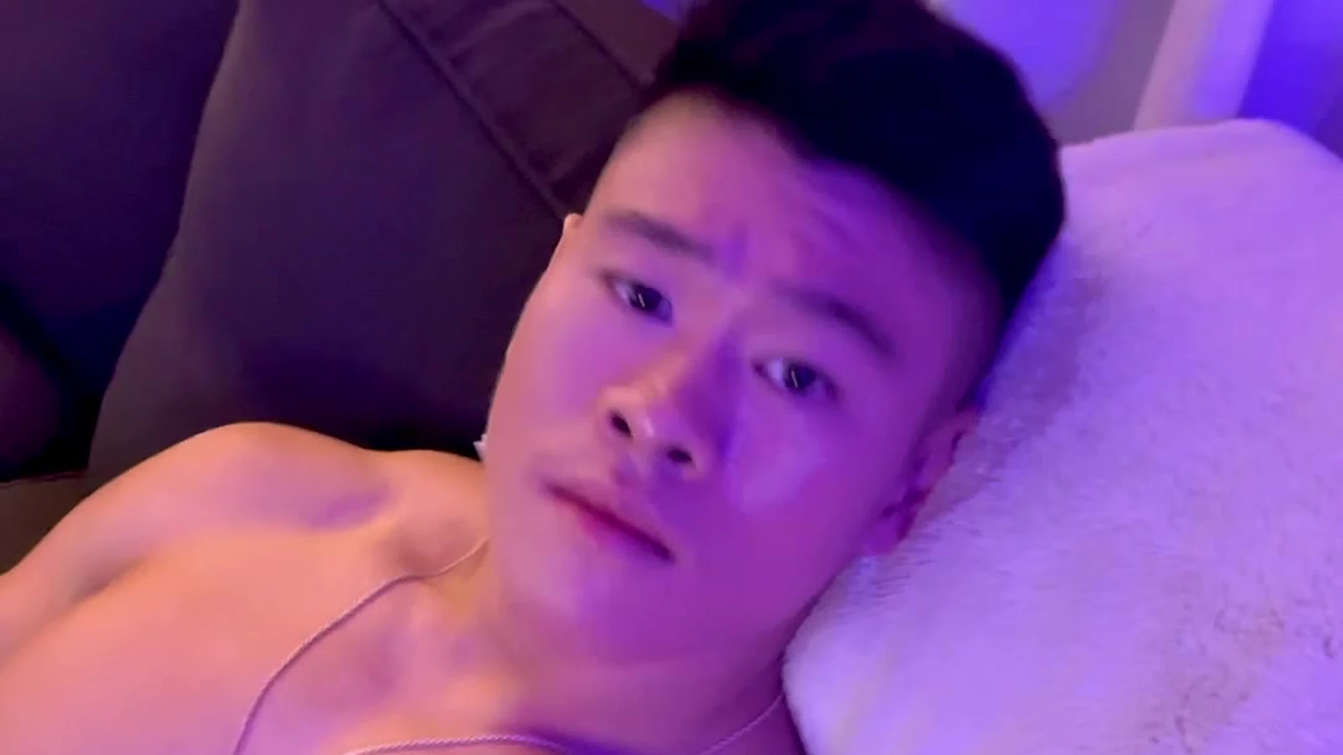 Epic bitch boy holymolydamien xdamienloux nude ass Vid