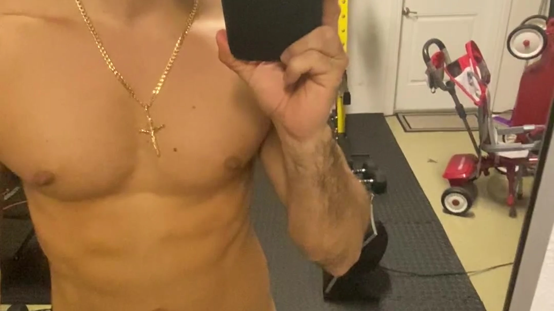 Exposed MEXICAN big dick hungadonis