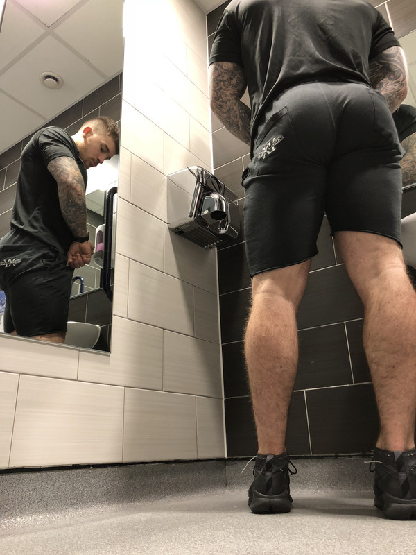 personal trainer Chris Hatton only fans Epic