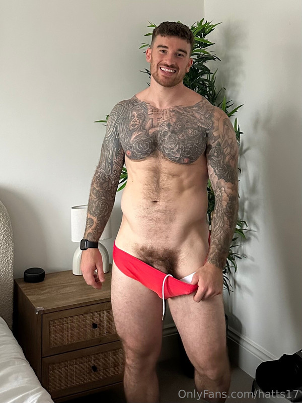 Sensational sexy hattshealth Chris Hatton onlyfans nude