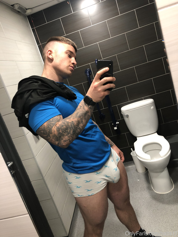 hattshealth Chris Hatton leaked nudes x