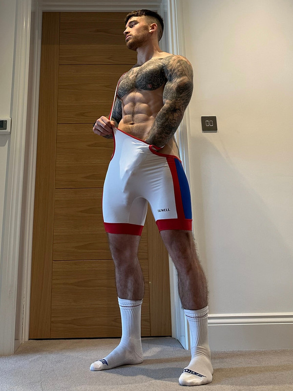 personal trainer Chris Hatton ass