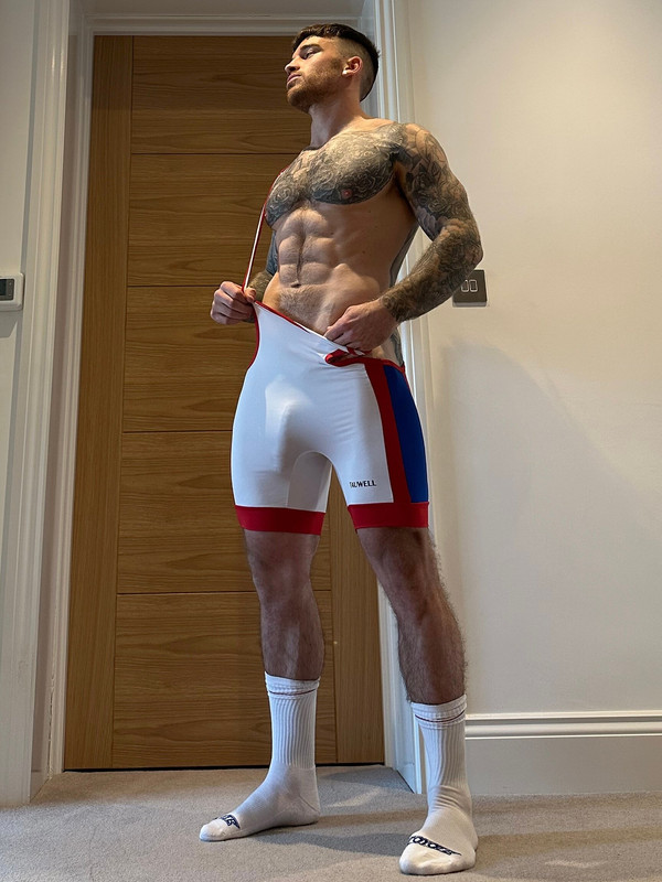 Exposed muscle personal trainer Hatts17 leaked nudes