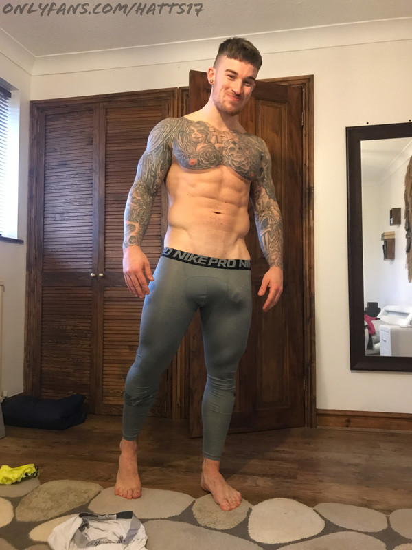 Exposed Affectionate personal trainer Chris Hatton fuck