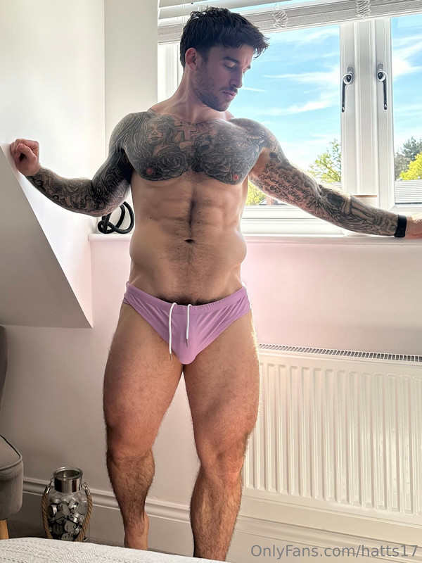 personal trainer Chris Hatton Nude leak OF