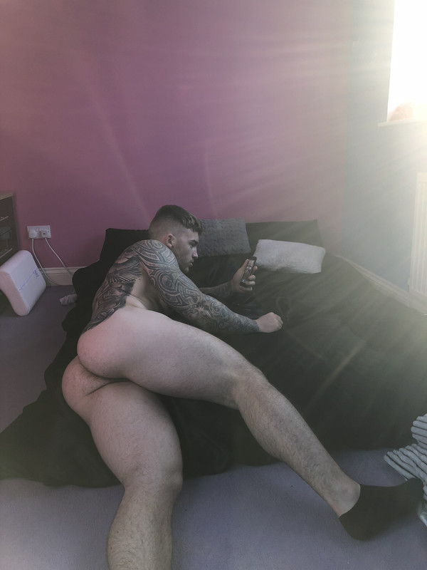 personal trainer Chris Hatton   Exclusive video full