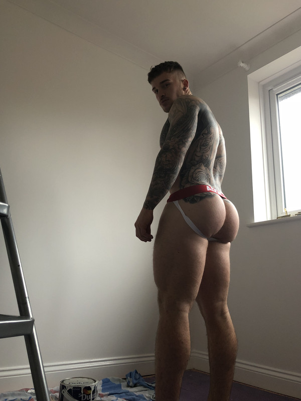 Sensational Babe personal trainer Hatts17