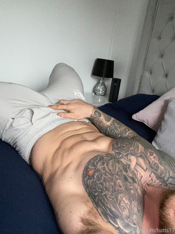 eboy wanking off hattshealth Chris Hatton
