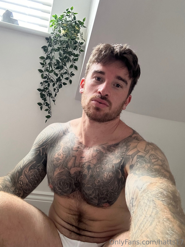 Exposed bitch boy hattshealth Chris Hatton onlyfans leaks pic special video