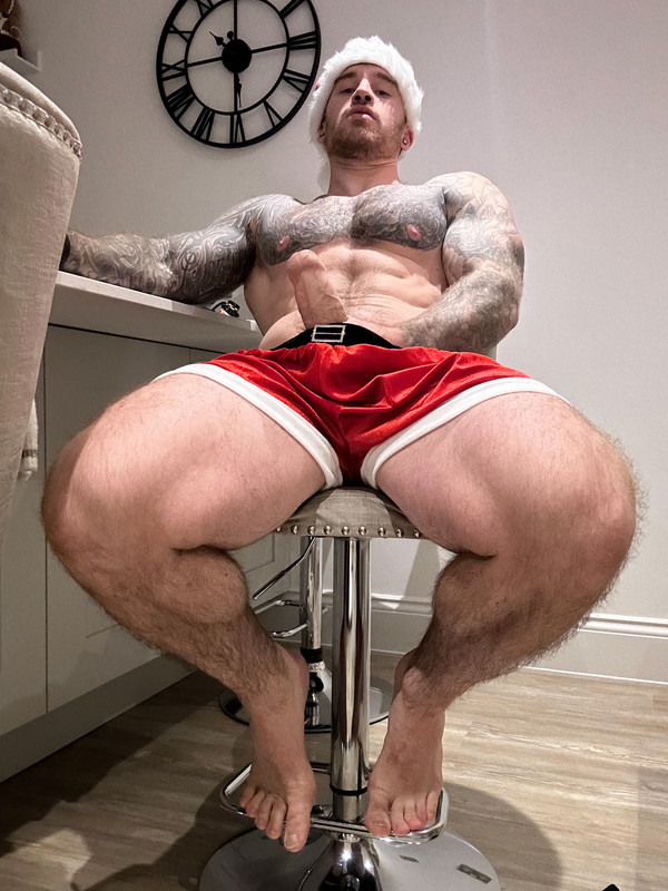 personal trainer Chris Hatton leaked PRIVATE