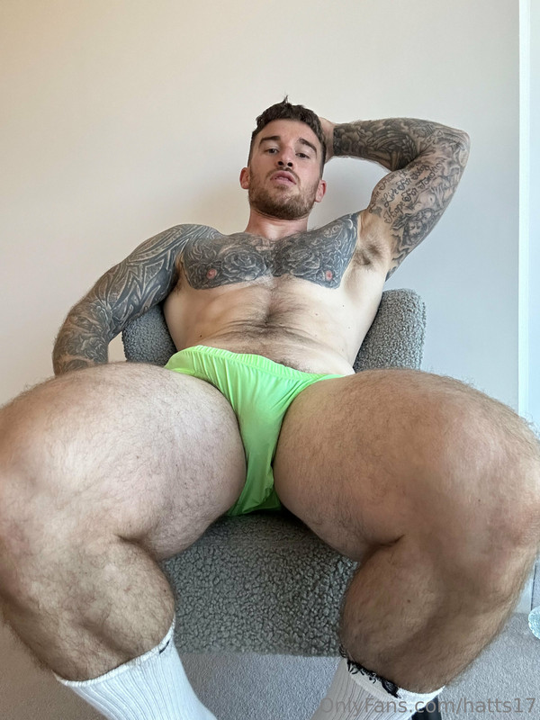 hottie wanking off hattshealth Chris Hatton leaked onlyfans