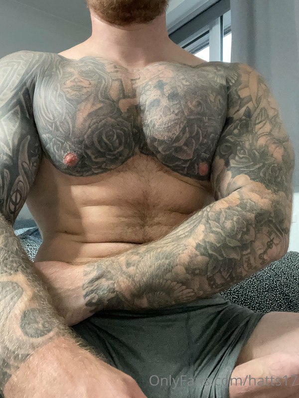 sexy personal trainer Chris Hatton nude Exposed
