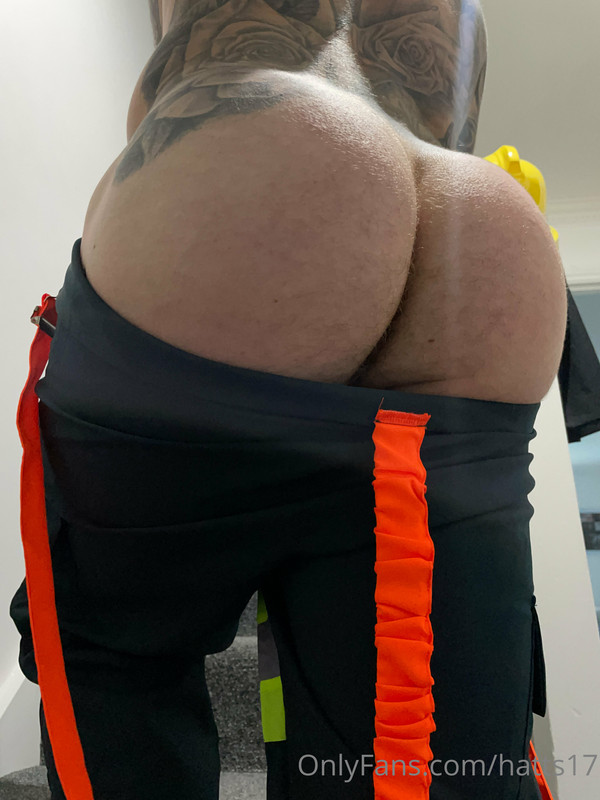 HUNG personal trainer Hatts17 onlyfans leaks pic