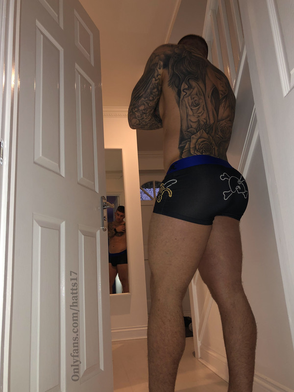 masturbating personal trainer Hatts17 leaked only fans