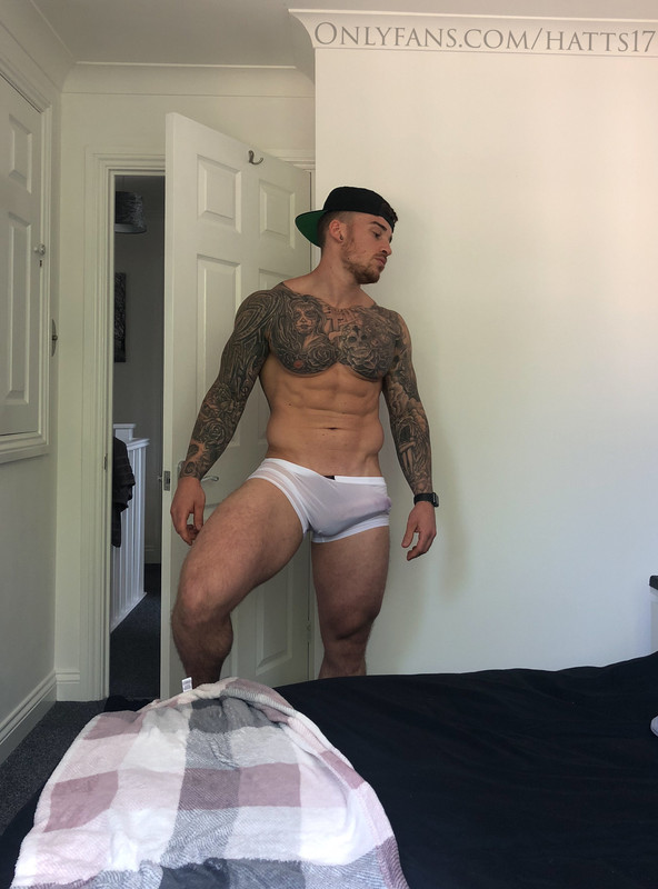 hunky hattshealth Chris Hatton onlyfan
