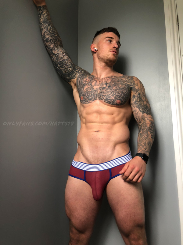Dazzling  hattshealth Chris Hatton l e a k e d