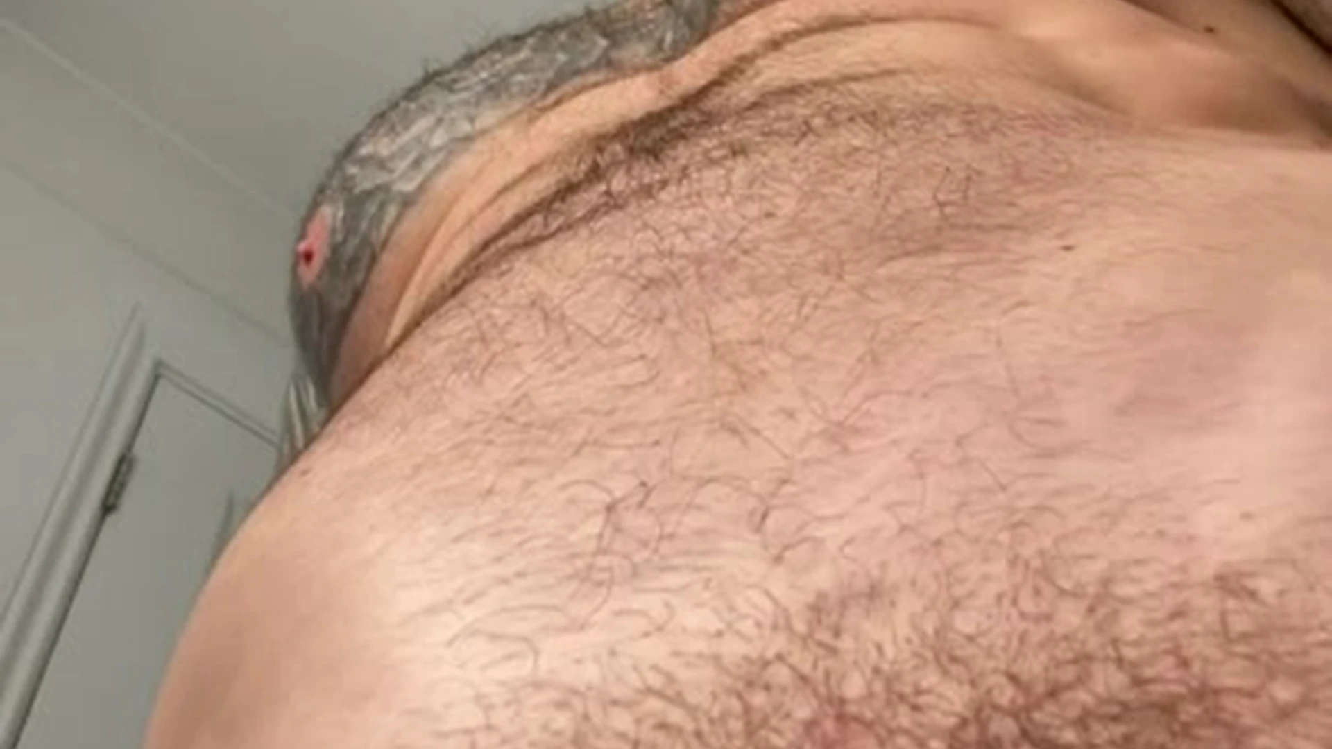 Well-endowed Hatts17 Nude porn