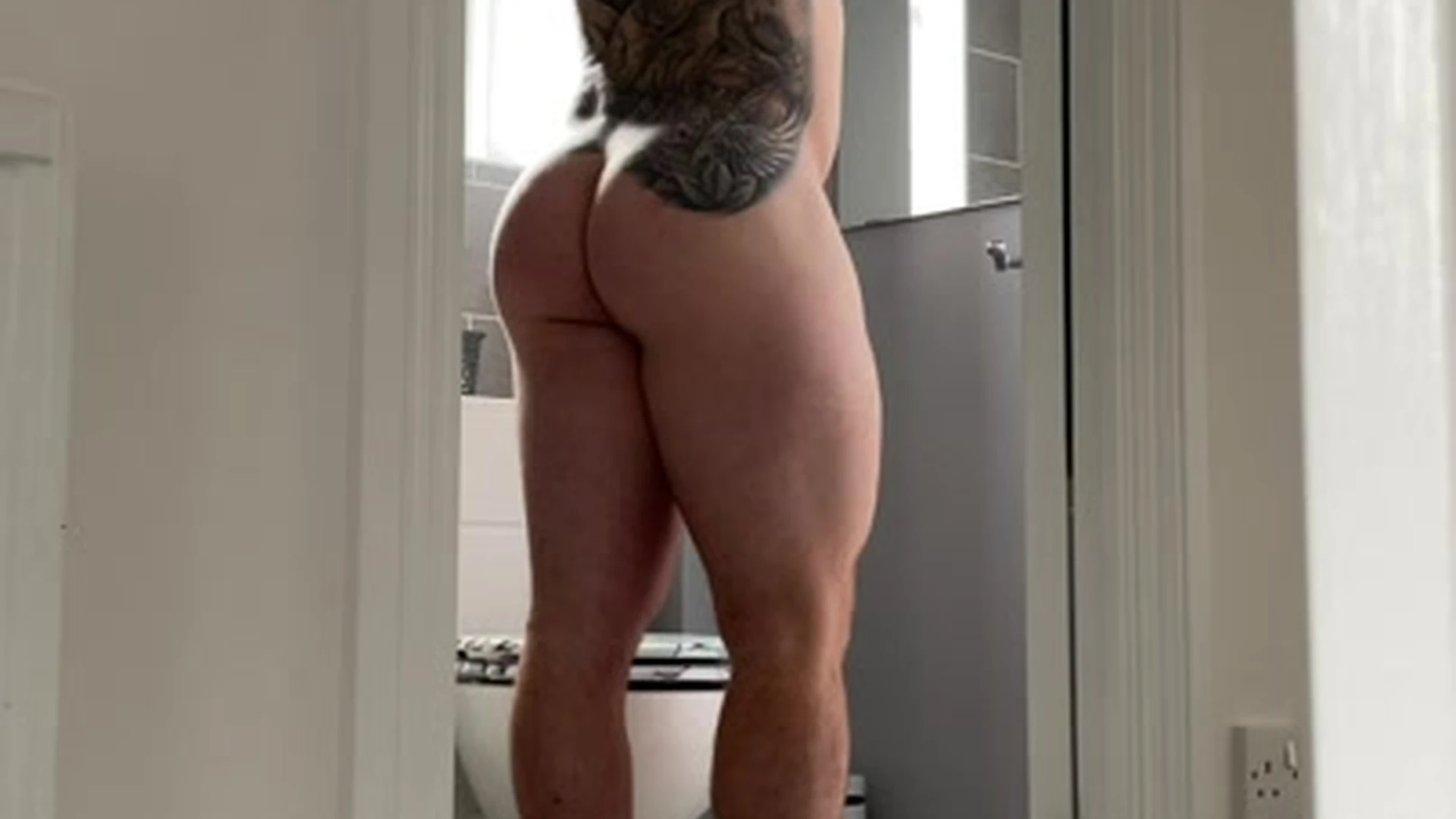 Exposed Hung Chris Hatton leaks