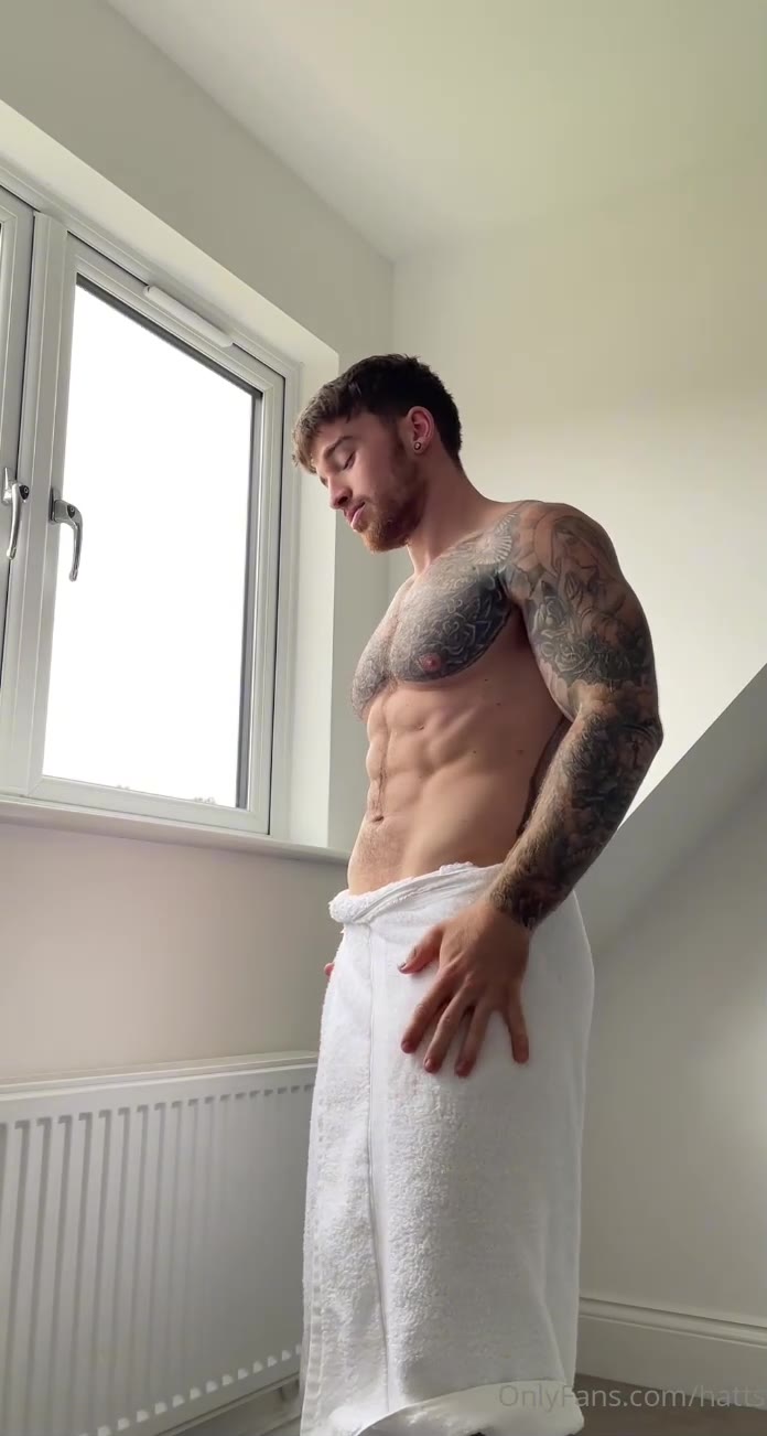 hairy Chris Hatton onlyfans leaked pics