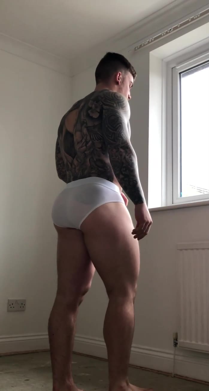 manwhore hairy Chris Hatton onlyfans nude
